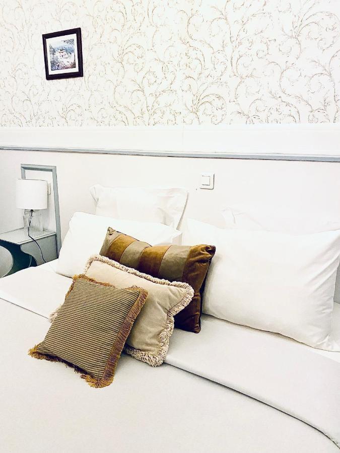 Chateau De Fontager Hotel 3*